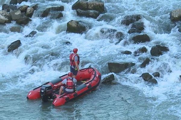 swift water rescue